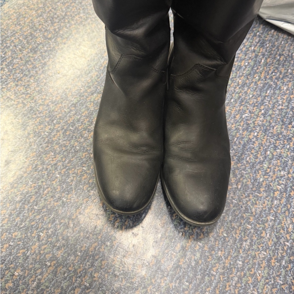 FRYE AND CO. Black Leather Heeled Boots